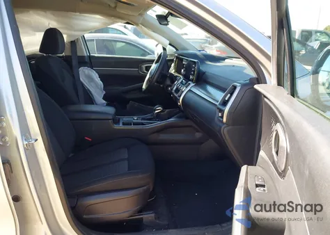 2022 Kia Sorento Lx z USA, uszkodzony, nr VIN 5XYRGDLCXNG097676